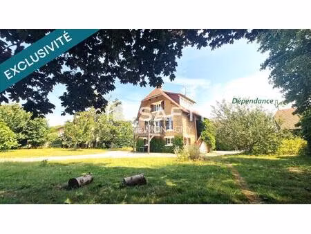maison lumineuse- 4 chambres - 1500m2 de terrain au calme