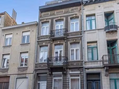 maison de maître unifamiliale avec jardin