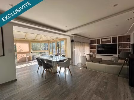maison familiale entièrement rénovée – 5 chambres et sous-sol