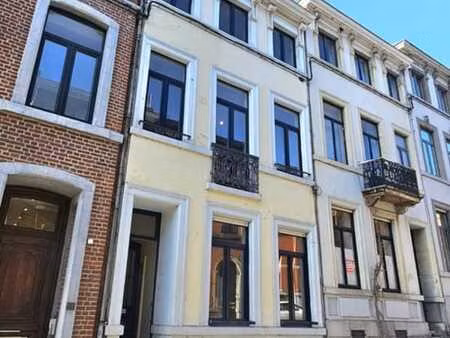 maison de maître à rénover au coeur du quartier du laveu
