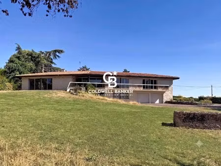 maison d'architecte de 6 chambres: jardin arboré & vue dégagée
