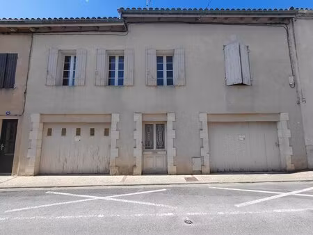 ste foy la grande : maison de ville avec atelier et deux garages