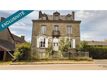 maison en pierre de caractère à restaurer de 130 m² avec 4 chambres  toiture récente  doub