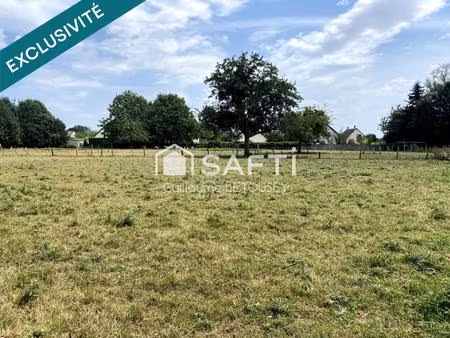 terrain constructible de 6100m2 à la lucerne d'outremer