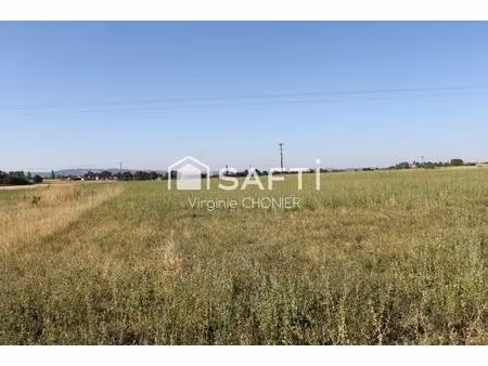 terrain constructible 906m2 plat vue dégagée