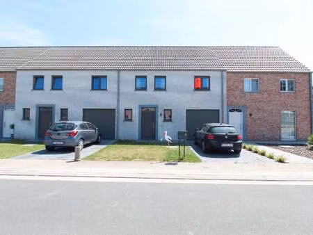 maison à louer à roeselare € 1.000 (lqg3x) - fluo | zimmo