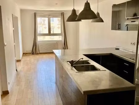 appartement rénové 2 chambres 63m2 paris 20ème quartier saint blaise