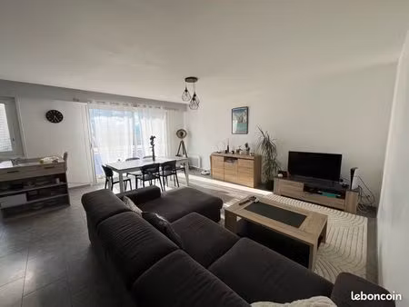 appartement t2 62 m2 - cave et parking