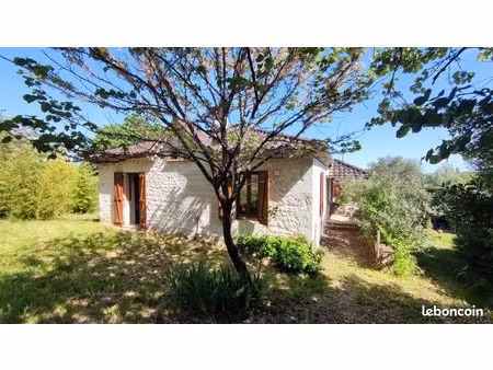maison en pierre et terrain