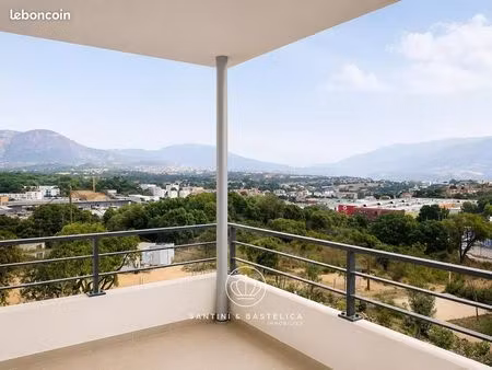 studio 1 pièce 34 m²