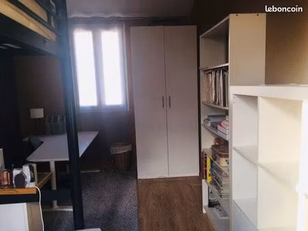 chambre équipée dans maison individuelle