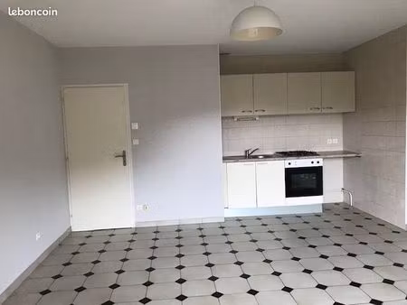 appartement t2 st claude