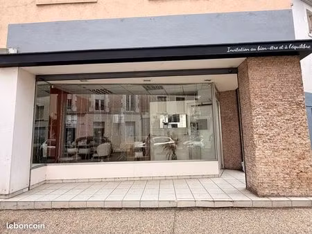 local commercial lumineux