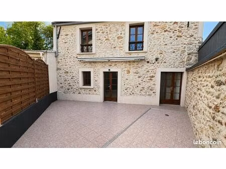 location | maison | 64.78 m² | lisses