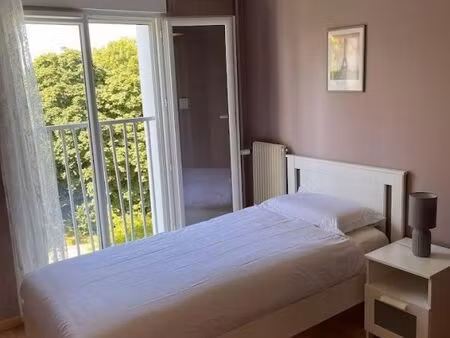 chambre 1 pièce 83 m²