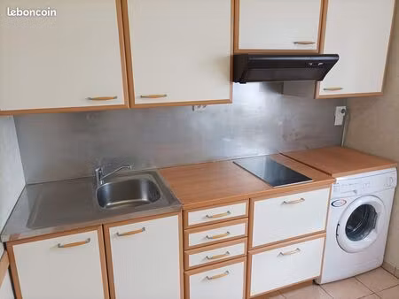 auxerre f1proche lycée fourrier/hôpital