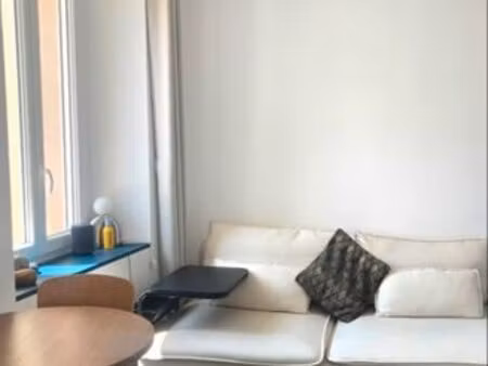 location t2 étudiant