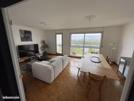 chambre 1 pièce 9 m²