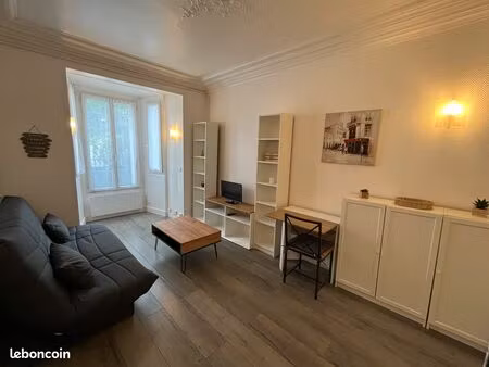 beau studio proche transports et commerces