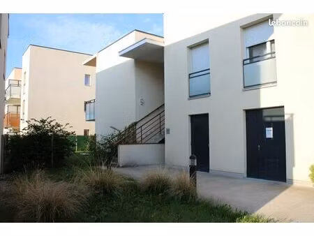 appartement t3 à louer à brignais ( 69 )