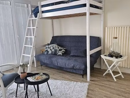 studio 1 pièce 27 m²