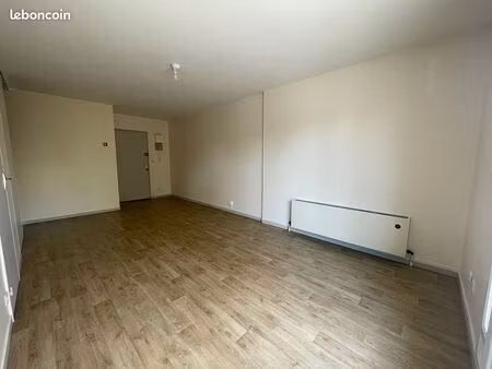 appartement 1 pièce 30 m²