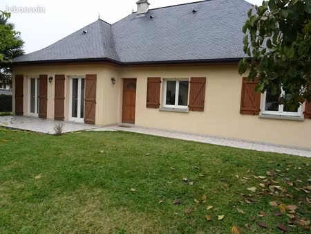 morlaas centre maison t5 de 120m² + garage