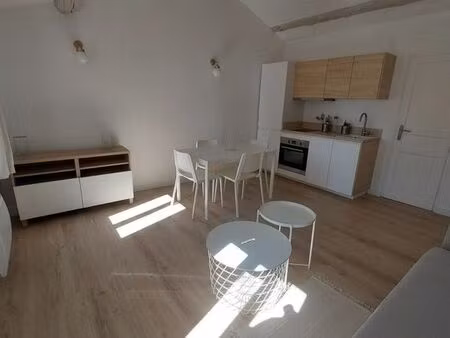 studio 1 pièce 31 m²