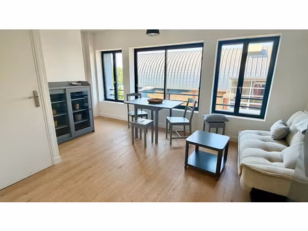 location meublée appartement 2 pièces 41.55 m² à issy-les-moulineaux (92130)  1 490 €