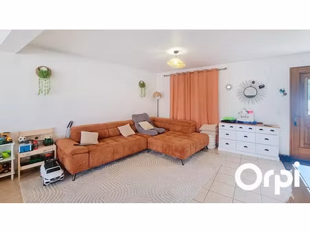 location appartement 4 pièces 111.09 m² à anglards-de-saint-flour (15100)  650 €
