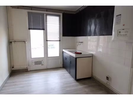 location appartement 2 pièces 69.08 m² à lyon 5ème (69005)  890 €