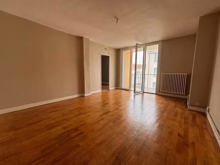 location appartement 4 pièces 61 m² à toulouse (31000)  950 €