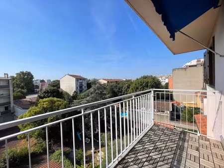location appartement 4 pièces 69.83 m² à toulouse (31000)  970 €