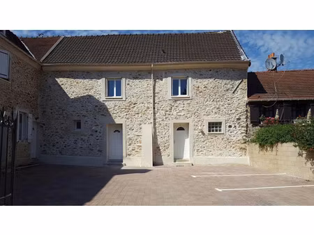 location appartement 3 pièces 58.93 m² à mouroux (77120)  821 €