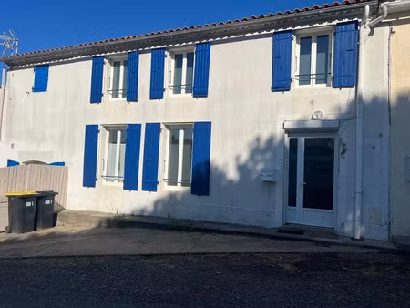 location maison 4 pièces 99.64 m² à chenac-saint-seurin-d'uzet (17120)  690 €