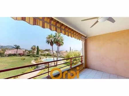 appartement avec terrasse carqueiranne (83)