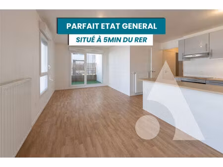f3 situé à 5min de la gare rer