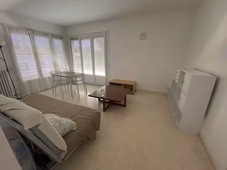 appartement 1 chambre meublé avec local à vélos