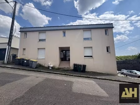 brest - studio renove - a deux pas des facultes