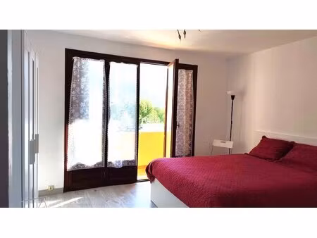 studio et balcon