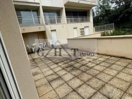 location bureaux 151 m²