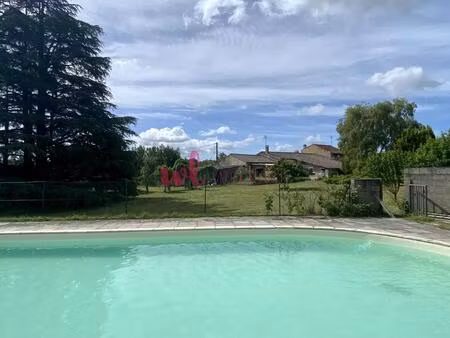 plassac - propriété 150m² + gîte de charme