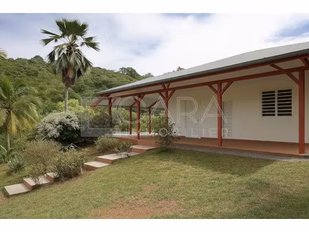 location maison 5 pièces 114.2 m² à remire montjoly (97354)  2 495 €