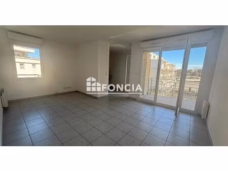 appartement t3 – résidence sécurisée – avignon