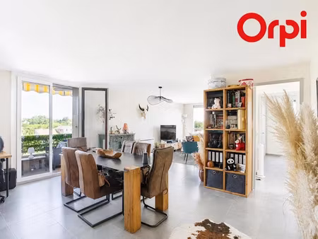vente appartement 3 pièces 84.19 m² à orange (84100)  160 000 €