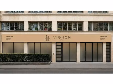 location commerce paris 75016 174m²