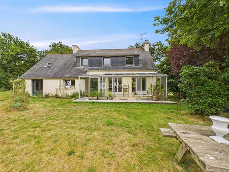 pont l'abbé - maison avec vie de plain pied sur un beau jardin sans vis-à-vis