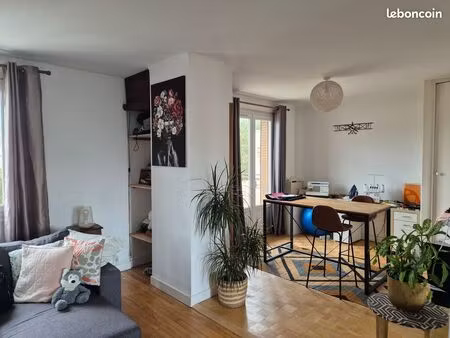 location meublé - t2 bis - 53 m² - 1000