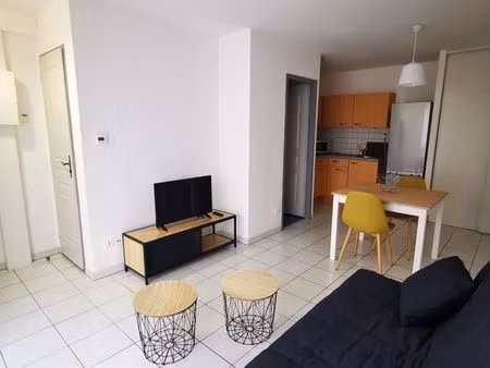 location appartement 25 m2