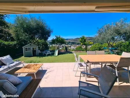magnifique appartement standing vue panoramique 84m2 / jardin / piscine / parking